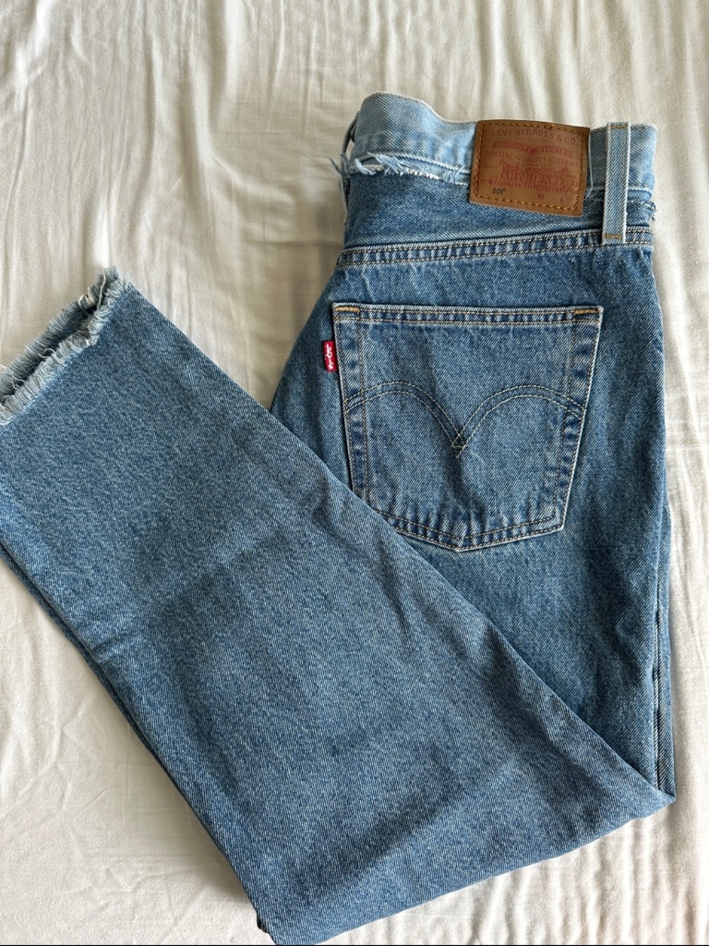 Levi's Big E Light Blue Straight Women’s Jeans with Frayed Hem